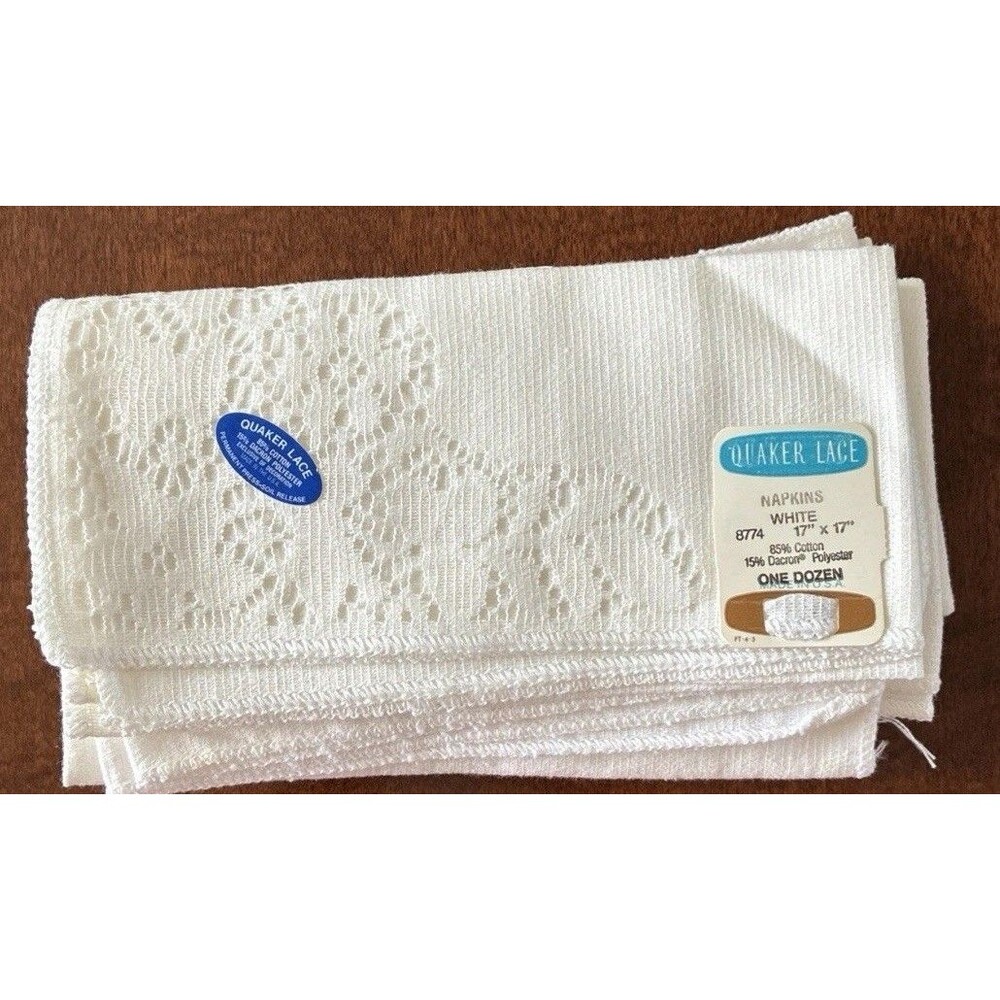 Vintage Quaker Lace Napkins Set of 6 White USA 17x17 Table Linens "Read"